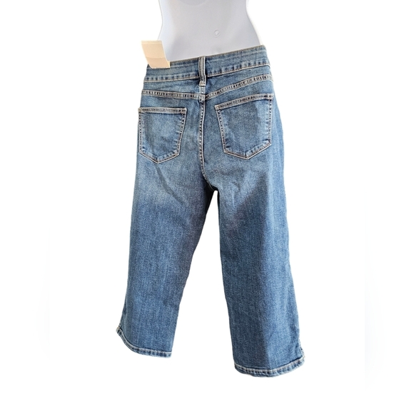 St. John's Bay 10p capri NWT - Picture 2 of 3